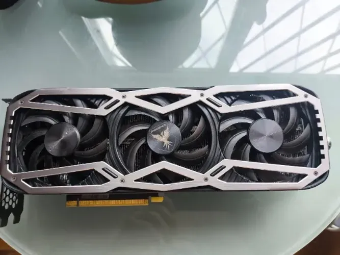 Placa de vídeo Nvidia Gainward Phoenix ,RTX 3070, 8GB