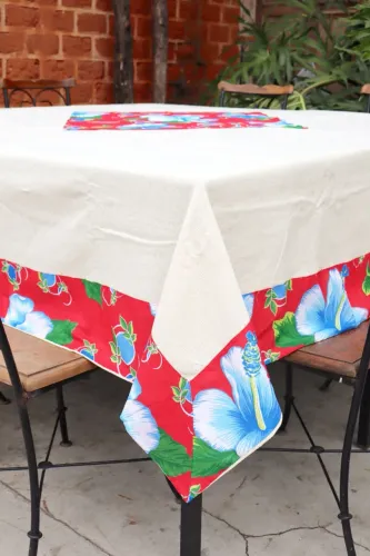 Toalha de mesa com barra em chita 1,10X 1,10cm NOVO Promoção