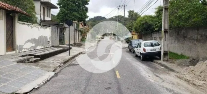 Terreno à venda, 180 m² por R$ 270.000,00 - Piratininga - Niterói/RJ