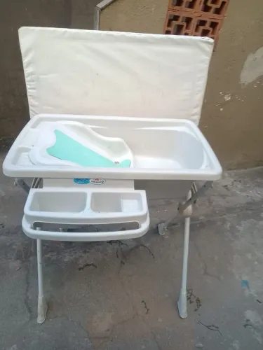 Banheira com trocador