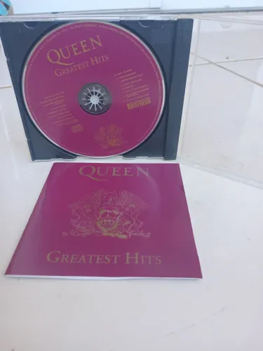 Cd greatest hits queen edicao americana,mais cd rita lee acustico 