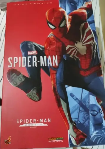 Hot toys Spiderman ps4 advanced suite homem aranha Peter Parker 