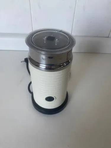 Vendo Aeroccino 3 da Nespresso original, 127VOLTS , BRANCO