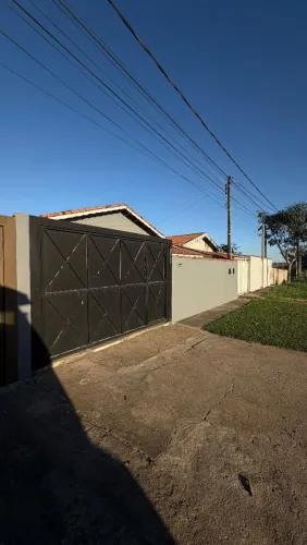 Vende-se Casa