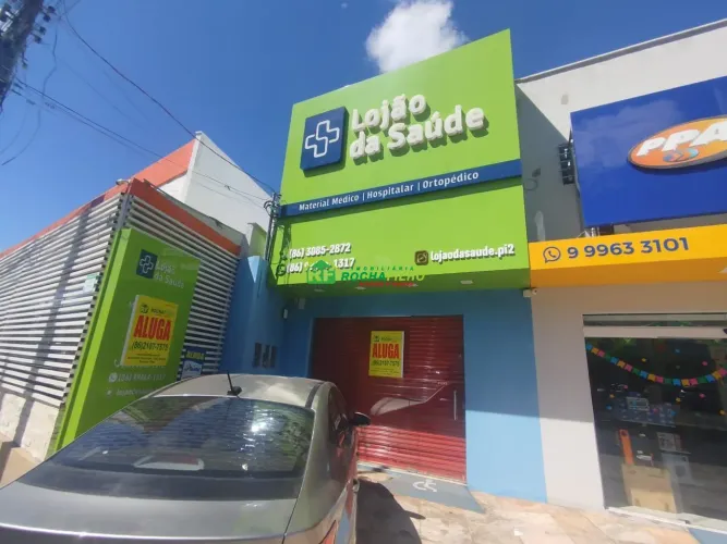 PONTO COMERCIAL NA AVENIDA DOM SEVERINO.