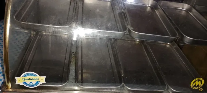 Estufa para salgados com 8 bandejas