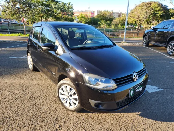Volkswagen Fox 1.6 MI Total Flex 8V 5P 2011
