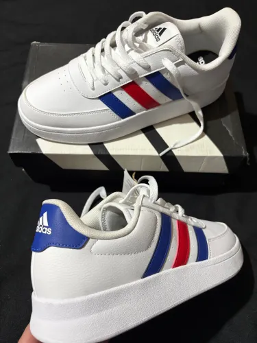 Tênis 42 , 44 Adidas
