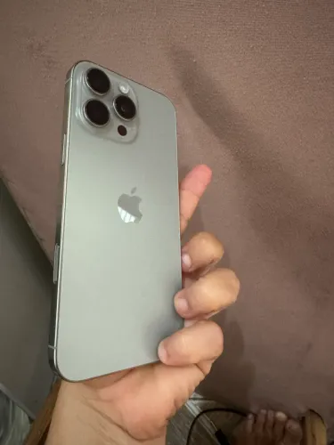 iPhone 16 pro max bateria 100% já é o menor preço 