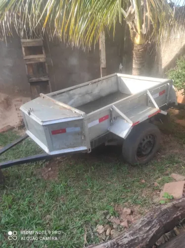 VENDE-SE CARRETINHA REBOQUE! 