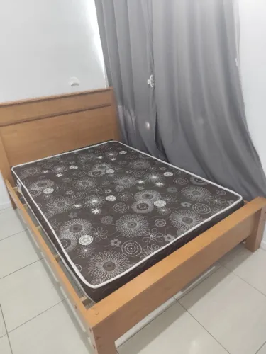 Base de Cama de Casal (não inclui colchão)