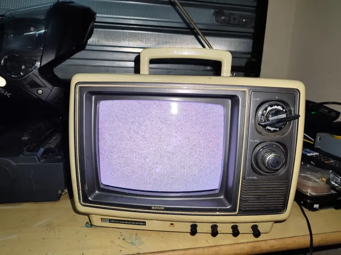 Tv semp TVC 10IL