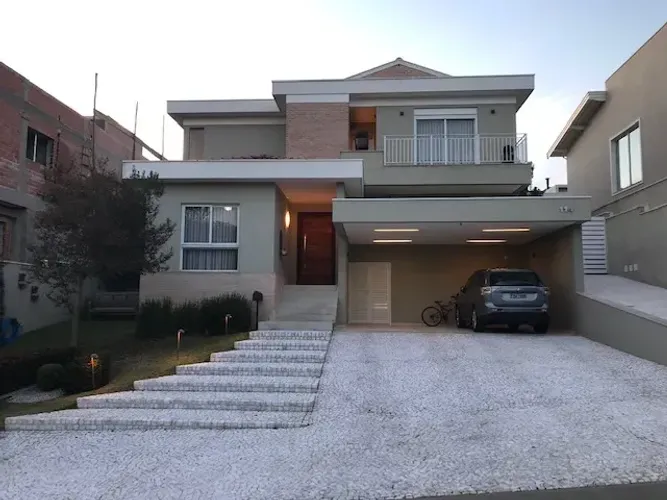 Casa a venda no Condomínio Mont Blanc Residence, com 4 suites