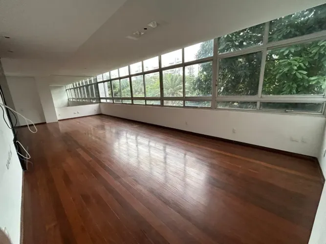 4 QUARTOS JAQUEIRA UM POR ANDAR 205M2 MOVEIS FIXOS EM FRENTE AO PARQUE