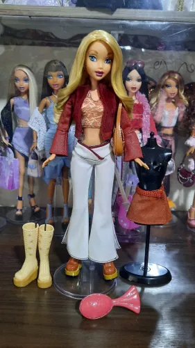 Boneca My Scene Barbie First Edition