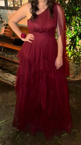 Vestido marsala tamanho M