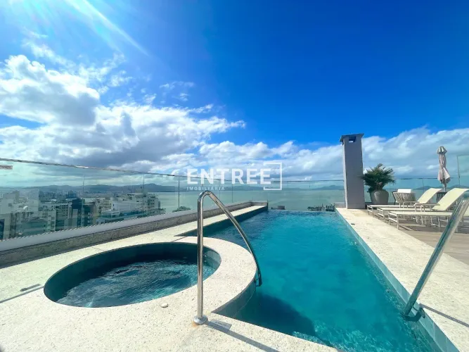 Apartamento Garden 3 Suítes e 3 Vagas - Centro