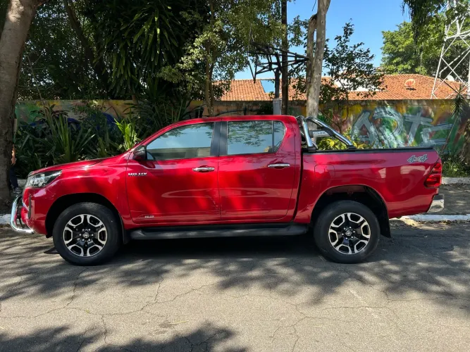 Toyota Hilux CD SRV 4X4 2.8 TDI Diesel Aut. 2021