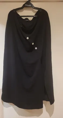 CONJUNTO BLUSA CROPT E SAI RERY