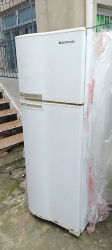 Geladeira para aproveitar peças ou consertar