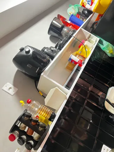 ARMÁRIO DE COZINHA