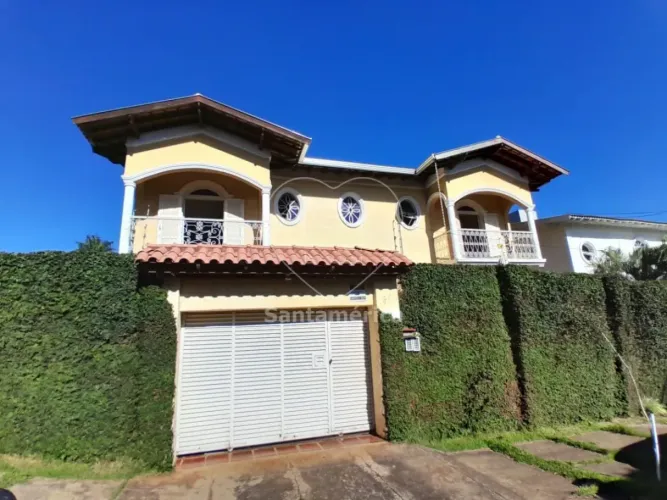 Casa para locação com 5 quartos e piscina na Zona Leste de Londrina