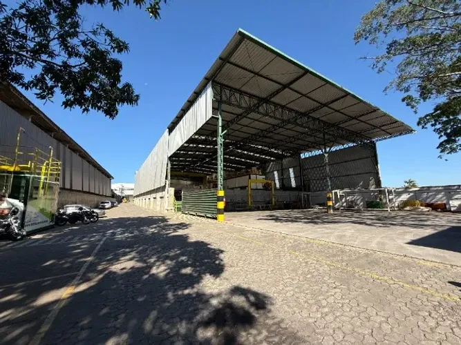 Vendo Terreno com Galpão Exclusivo e Estrutura Completa em Serra - R$11.400.000,00