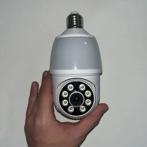 Câmera Lampada De segurança Basike Ip Wifi Com Visão Noturna Interna e externa