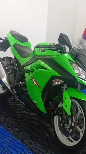 KAVASAKI NINJA 