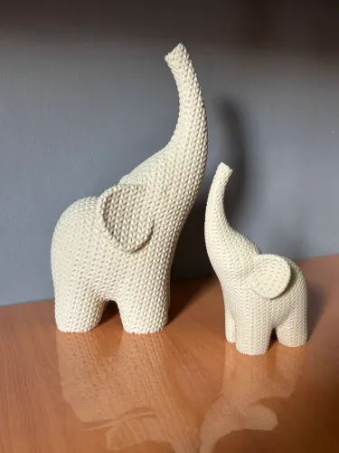 Elefantes mãe e filho decorativo (imita crochê)