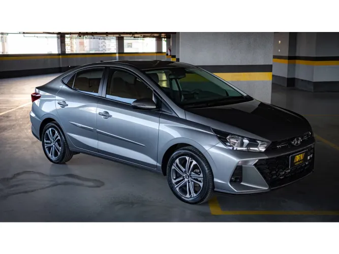 Hyundai HB20S Platinum Plus 1.0 TB Flex 12V AUT 2023