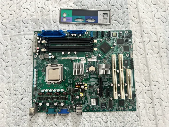 Placa mãe Servidor Dell PowerEdge 840 Pentium 4- 3.0Ghz