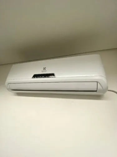 Ar-condicionado ECO turbo electrolux