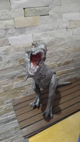 Dinossauro T-Rex Jurassic World Mattel Articulado 35cm Usado