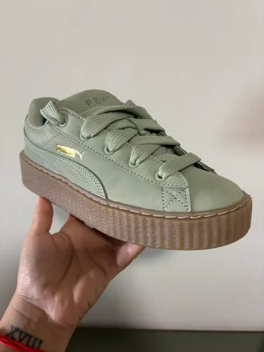 Tênis PUMA - Cor verde 