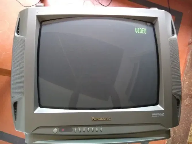 TV Panasonic 20 polegadas Pana black