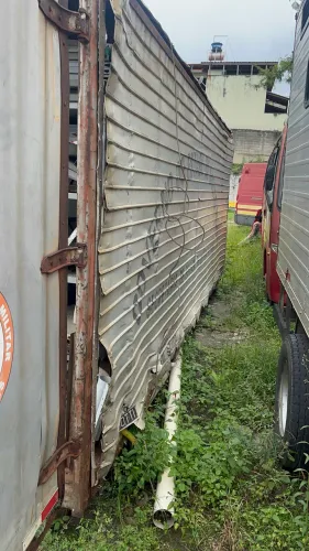 Vendo baú de alumínio 6,20 mts