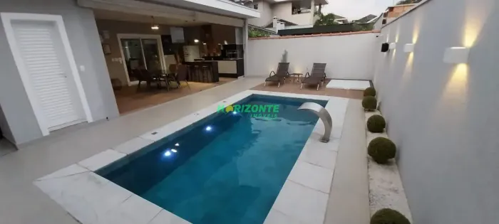 Casa à venda, mobiliada com 3 quartos condomínio fechado, Urbanova, São José dos Campos, S
