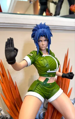 Estátua THE KING OF FIGHTERS ( TKOF KOK ) Leona - Action Figure