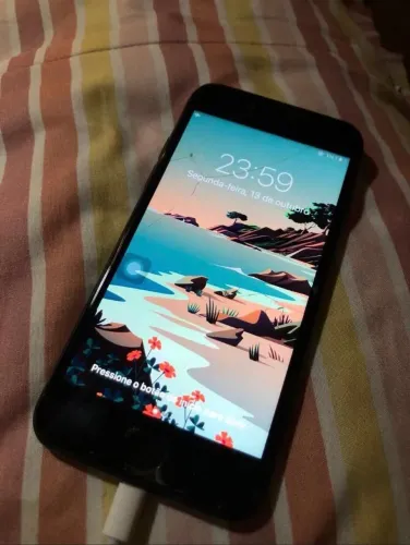 Iphone 7 Preto (Bateria Fraca)