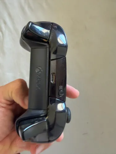 Vendo Controle Remoto XBox em bom estado, mas sem fio