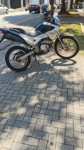 Vendo Falcon 2006 motor feito 