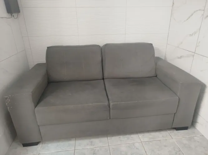 Sofá usado semi novo