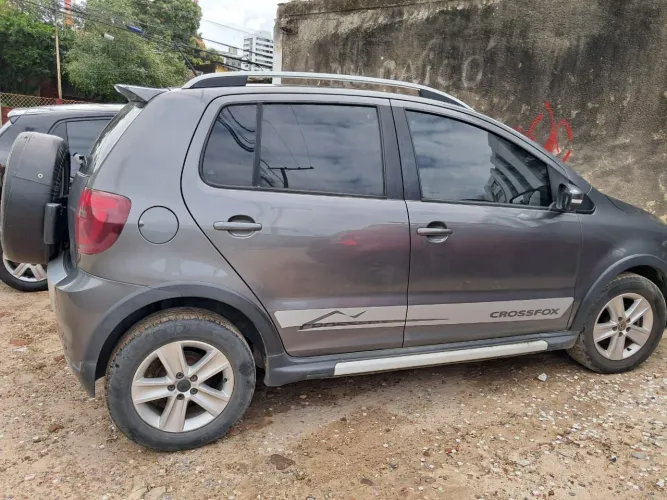 Volkswagen Crossfox 1.6 MI Total Flex 8V 5P 2011