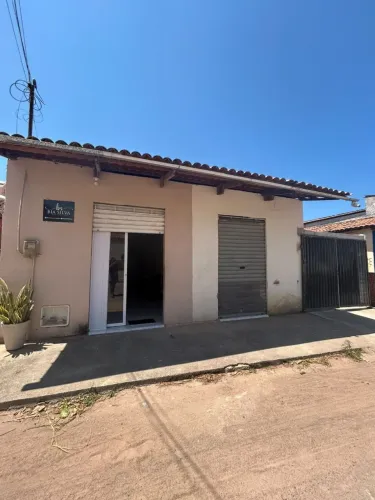 Casa com 2 pontos comercial é grande terreno em Trairi CE