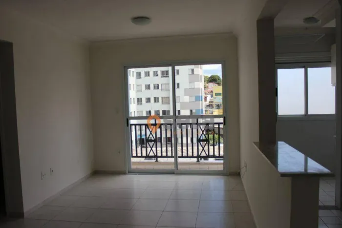 Apartamento com 3 dormitórios para alugar, 72 m² por R$ 2.959/mês - Monte Castelo - São Jo