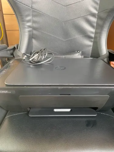 Vendo impressora HP Deskjet ink advantage 2774 ( com cartuchos recarregáveis vazios ).