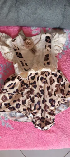 Roupa de oncinha.