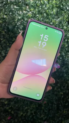 Vende-se um celular