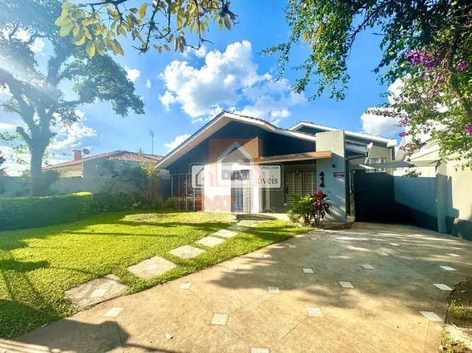 Casa à Venda Bairro Jardim Carvalho